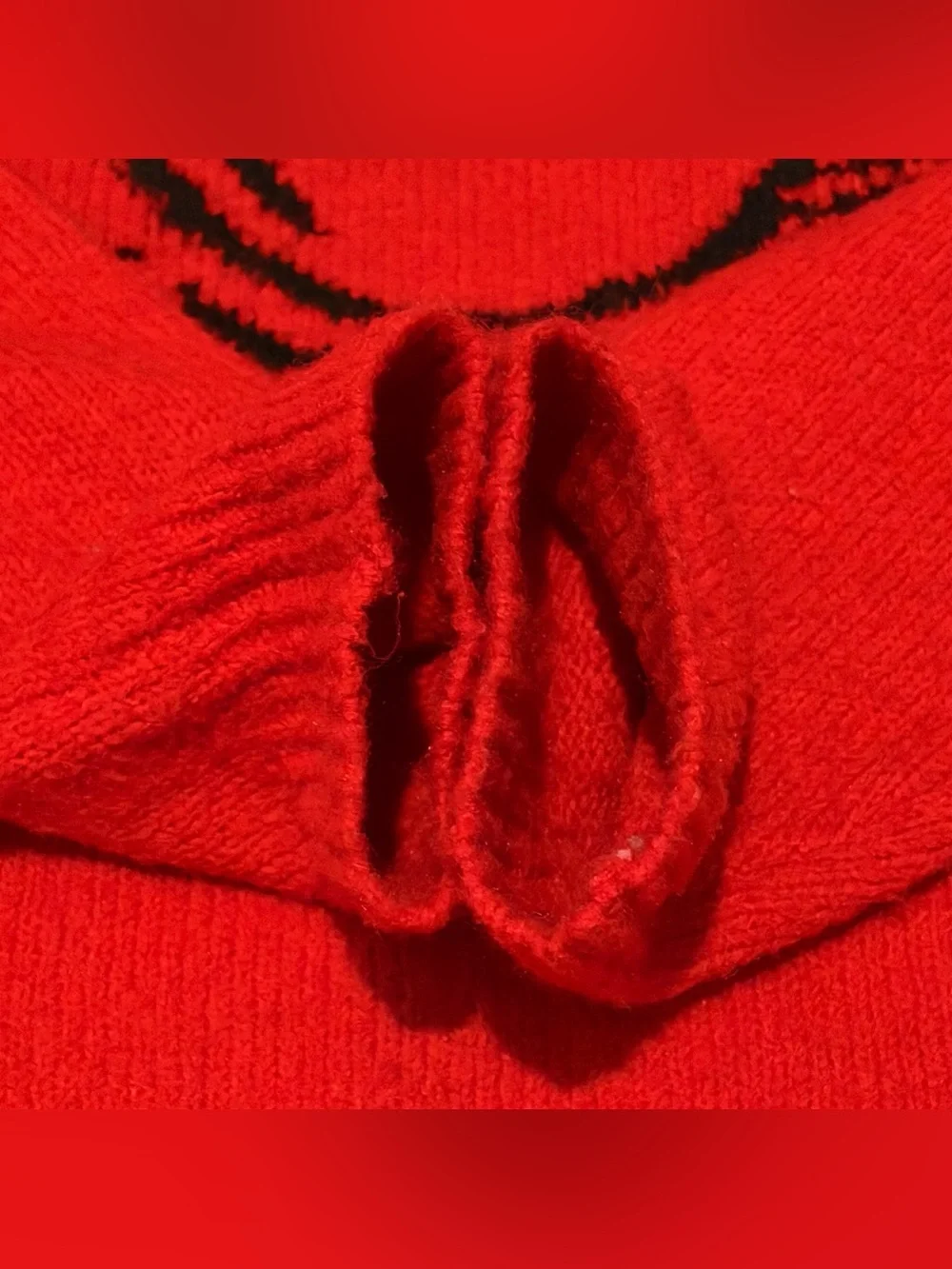Cupcake And Cashmere Women’s Red Knit Tea Cup Heart Sweater Size Large